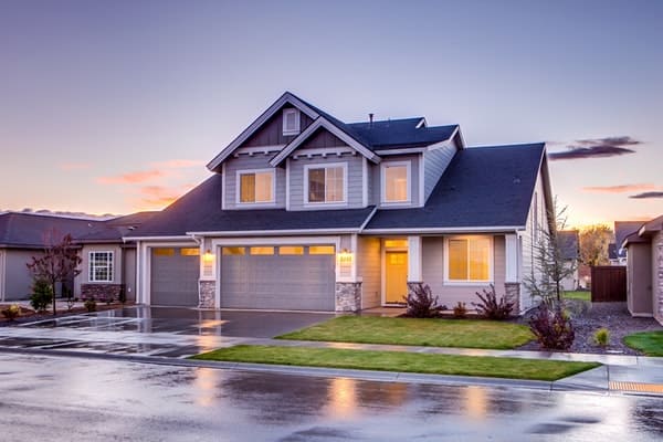 Crossen an der Elster Hauskaufberatung mit Immobiliengutachter